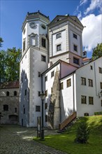 Grosser and Kleiner Wasserturm water towers