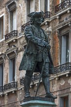 Monument by Carlo Goldoni