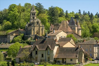 Saint-Paul de Chateauneuf village and his romanesque church