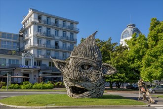 The driftwood sculptures of Evian les Bains