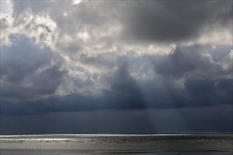 Dramatic lighting mood in the Wadden Sea