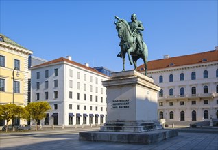 Equestrian statue of Elector Maximilian I