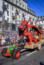 Dragon figure on float, Carnival procession of the Wey Guild on Rosenmontag