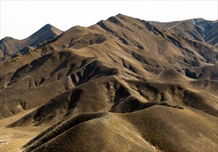 Barren mountain landscape, Lindis Pass