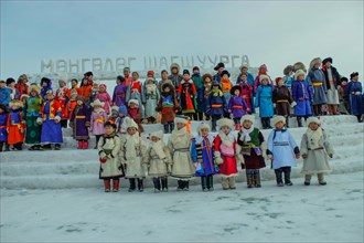 Mongolian children in traditional clothing