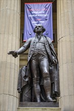 George Washington Memorial in front of the Federal Hall in Wall Street