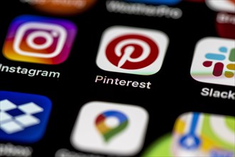 Instagram and Pinterest app