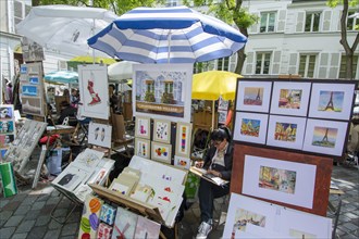 Artists selling paintings