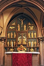 Apostolic altar or lay altar in the rood screen
