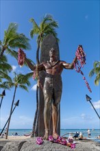 Duke Paoa Kahanamoku statue