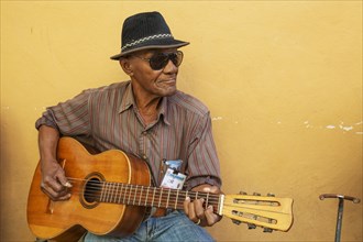 Busker in Habana Vieja