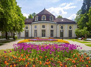 Wandelhalle im spa garden