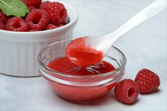 Raspberry sauce