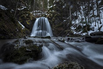Josefstaler waterfall in winter