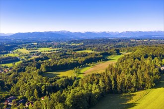 View over cultural landscapes into the Alpine foreland