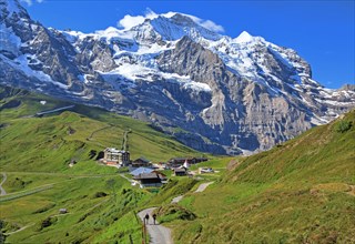 Hiking trail on Kleine Scheidegg in front of the Jungfrau massif
