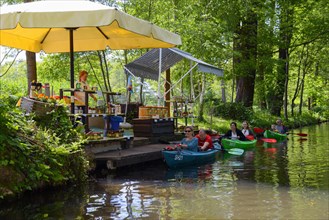 Shopping from the canoe on the Hauptspree