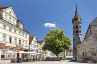 Street cafes at Johannisplatz by the Johanniskirche