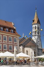 Street cafes at the market place in front of the Johanniskirche
