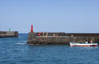 Historic Port Puerto de la Cruz and Fortress Bateria de Santa Barbara