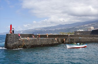 Historic Port Puerto de la Cruz and Fortress Bateria de Santa Barbara