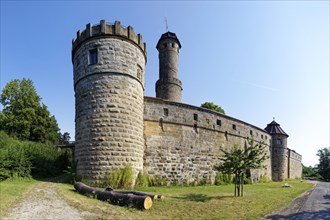 Fortified defence tower