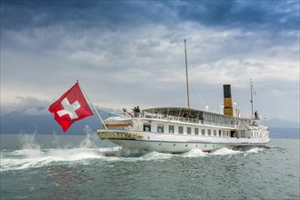 Paddle steamer La Suisse