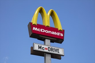 Sign McDonald's McDrive