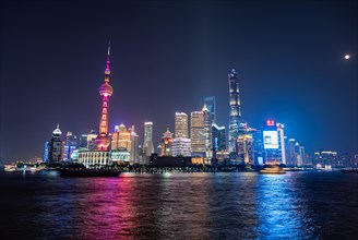 Shanghai the Bund by night