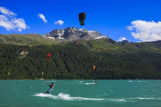 Kitesurfing