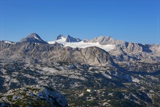 Panoramic view to the mountain station Gjaid and to the Hohen Dachstein
