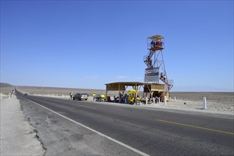 Observation tower at the Nasca lines on the Panamericana