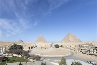 The three main pyramids and the Sphinx
