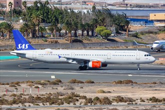 An Airbus A321 aircraft of SAS Scandinavian Airlines with registration OY-KBE at Gran Canaria Airport