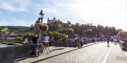 Serving Franconian wine at bar tables