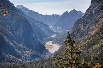 Wimbachtal with Wimbachgries and Palfelhorn