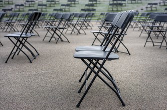 Chairs with Corona distance at a cancelled event in Berlin