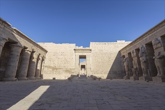 Medinat Habu temple