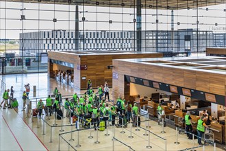 Trial operation in the departure hall in Terminal 1 of the new Berlin Airport BER