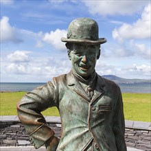 Bronze statue of Charlie Chaplin