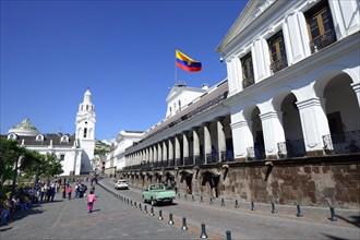 Plaza Grande with seat of government Palacio de Carondelet and Cathedral