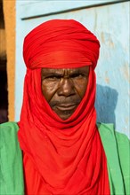 Colourful dressed bodyguard of the sultan of Agadez