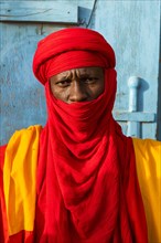 Colourful dressed bodyguard of the sultan of Agadez
