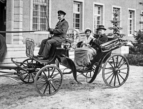 Paul von Hindenburg in a carriage in front of Gut Neudeck