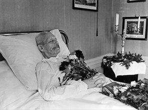 Paul von Hindenburg on his deathbed