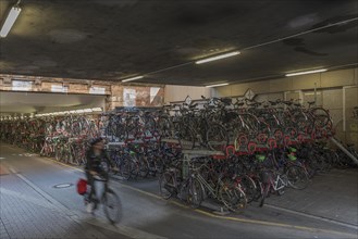Conversion of a former underpass into a parking garage for bicycles