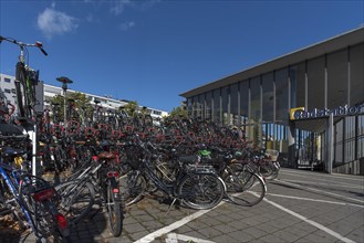 Bikes in front of the bike station