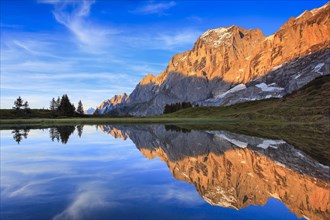 Wellhorn and Engelhoerner with mountain lake