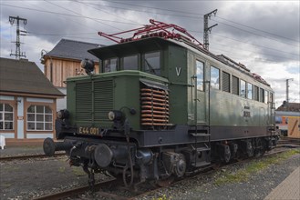 Electric locomotive of class