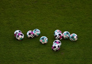 11 match balls adiadas Derbystar